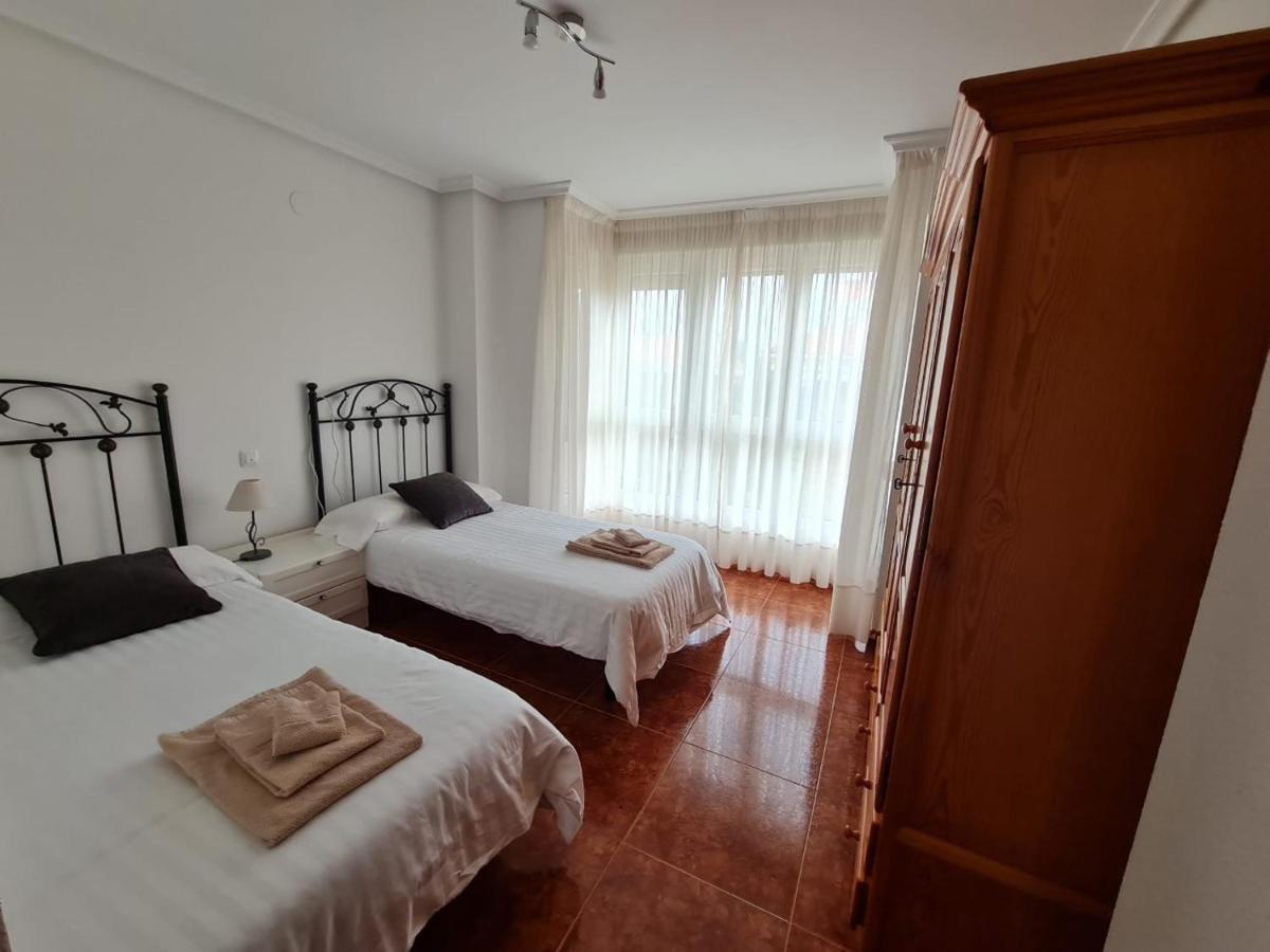 Noja. Piso En Noja A 5 Minutos De La Playa De Ris Apartment ภายนอก รูปภาพ