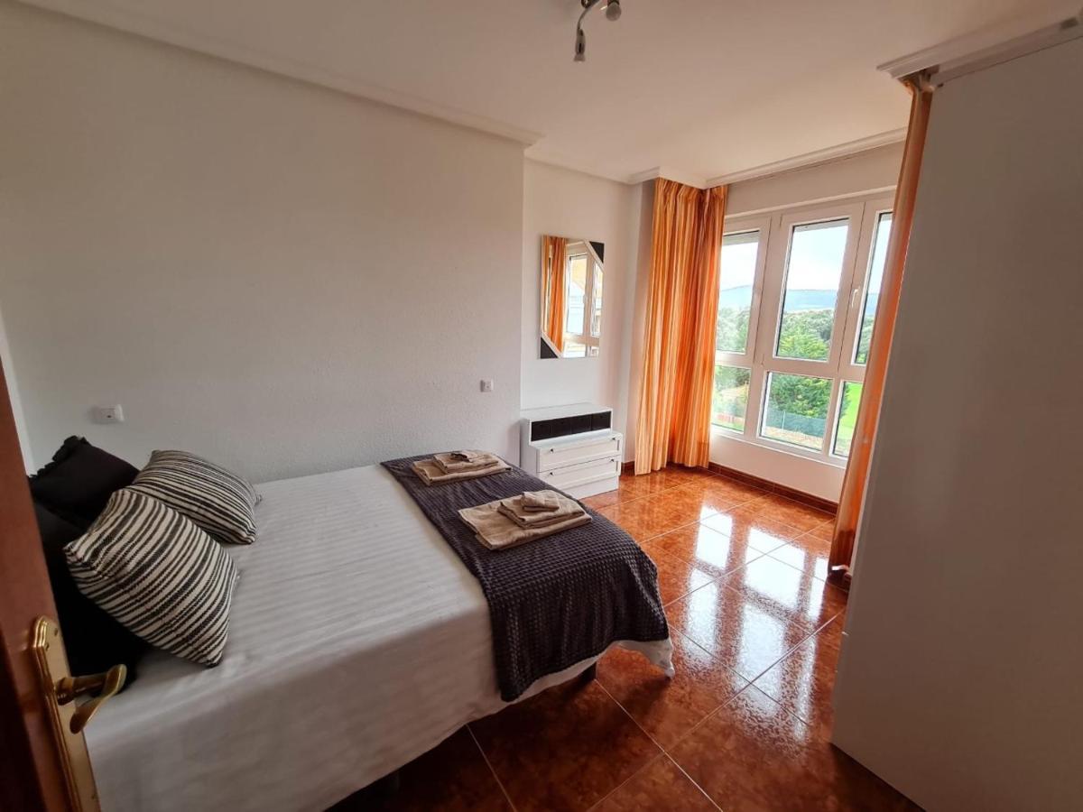 Noja. Piso En Noja A 5 Minutos De La Playa De Ris Apartment ภายนอก รูปภาพ